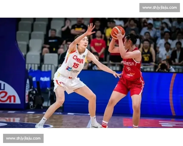 韩旭张子宇双塔制霸!中国女篮力克日本内线统治力彰显 韩旭张子宇双塔制霸!中国女篮力克日本内线统治力彰显